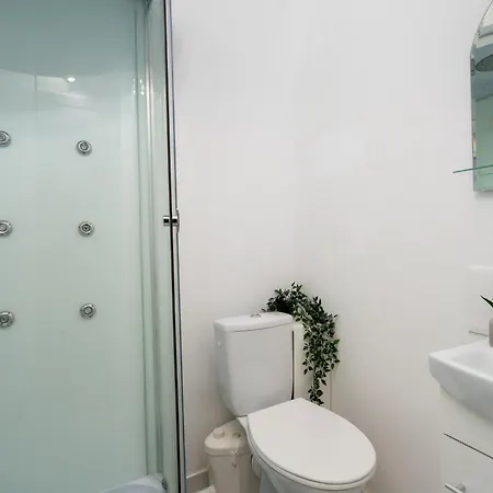 Little Paris By Urbanesq