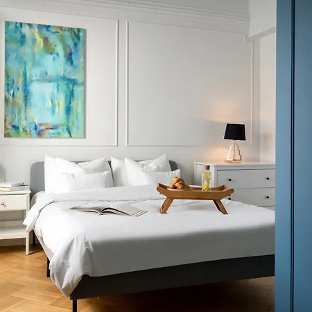 Little Paris By Urbanesq Appartement