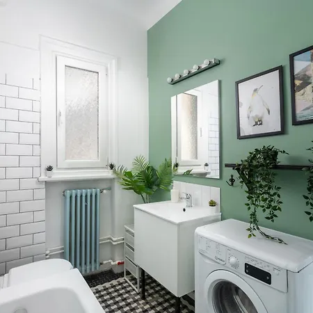 Apartment Little Paris By Urbanesq Bucharest