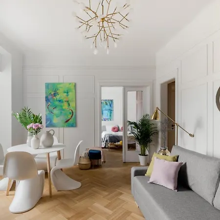 Appartement Little Paris By Urbanesq Boekarest