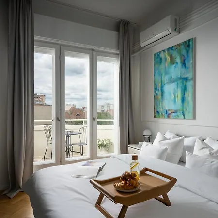 Little Paris By Urbanesq * Bucureşti