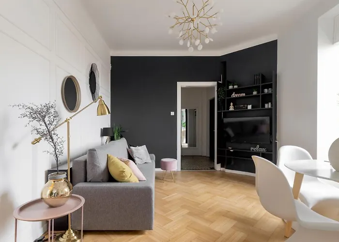 Little Paris By Urbanesq Apartament *